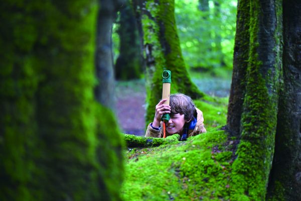 hide and seek periscope - buitenspeelgoed - bamboe - speelgoed - houten speelgoed - dn houten tol - de mouthoeve - winkel - boekel - hape