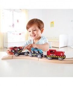race car transporter - verkeer - trein - racewagen treintransporter - 6 delige autotransporter set - treinen - treinbaan - hape - speelgoed - houten speelgoed - dn houten tol - de mouthoeve - boekel - speelgoedwinkel - E3735 - raceauto - kinderspeelgoed