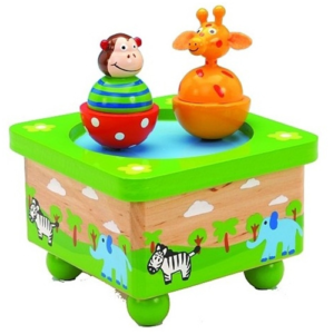 Muziekdoosje - aap en giraffe - dieren - dansende dieren - muziek - geel - rood - houten speelgoed - kraamcadeau - duurzaam - educatief - leerzaam - babyshower - dn houten tol - de mouthoeve - boekel - webshop - eerlijk speelgoed - fsc - verantwoord - draaimolen - small foot - webshop - koop lokaal
