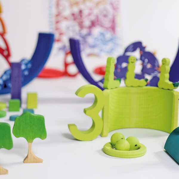 grimm's - stapeltoren - neon - kleuren - vanaf 1 jaar - verjaardag - open end play - open eind speelgoed - houten speelgoed - verantwoord - eerlijk - handgemaakt - lindehout - nieuw - kinderopvang - koop lokaal - speelplezier - recyclebaar - baby - dreumes - peuter - kleuter - dn houten tol - Gemert - duurzaam - educatief - wooden toys - eerlijk - trendy - open ended learning - natural - kleurrijk - bso - vrijeschool - pedagogisch - motoriek - antroposofisch - stapelaar - fsc - montessori - regenboorkleuren - Large Rainbow - Counting Rainbow - grote regenboog - stapelen - 10707 - fantasie - originele
