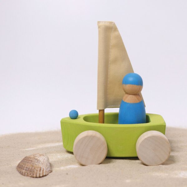 Little Land Yachts - badspeelgoed - bootjes - zeilbootjes - buitenspeelgoed - grimm's - kralen - kleurrijk - Pastel Balls - sorteren - natuurlijk - fijne motoriek - trendy - duurzaam - educatief - verantwoord - gemert - speelgoedwinkel - webshop - koop lokaal - houten speelgoed - dn houten tol - beek en donk - open end play - open eind speelgoed - open ended - scholen - bso - kinderopvang - oog- hand coördinatie