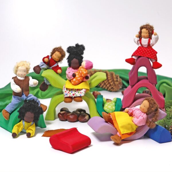 bloem - flower - puur natuur - Grimm's - open eind speelgoed - open ended play - duurzaam - educatief - houten speelgoed - blokken - Building Set Triangle, Square, Circle - bouwset - gemert - speelgoedwinkel - houten speelgoed - dn houten tol - trendy - verantwoord - kleurrijk - woodentoys - peuter - kleuter - dreumes - verjaardag - kado - cadeautje - bso - kinderopvang - scholen- toyshop - koop lokaal - sensory - vrijeschool - montesori - speel plezier - fsc - recylebaar - nieuw